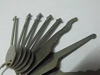 Lock Locksmith Tech Tampa, FL 813-703-8702 - change-locks-service