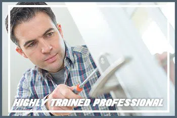 Lock Locksmith Tech Tampa, FL 813-703-8702